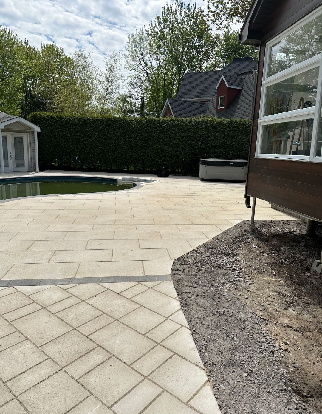 Installation de pavé-uni décoratif